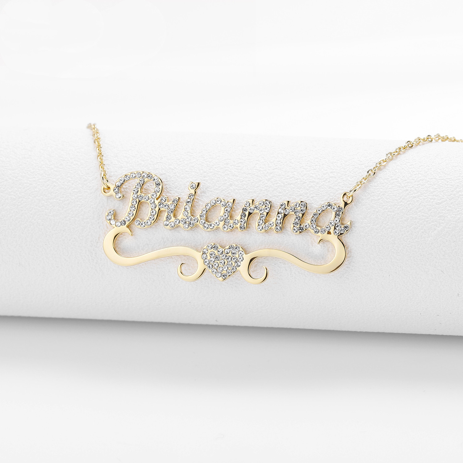 Name Necklace · 名字頸鏈（可鑲鑽）